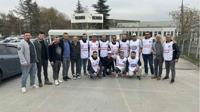 Fabrika işçilerinden yüzde 15’lik zamma tepki