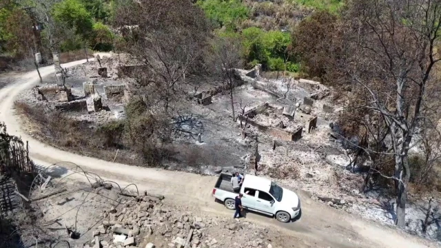 Yangında mahalle yok oldu
