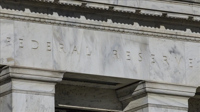 Fed Yönetim Kurulu Üyesi Cook'u görevden alındı