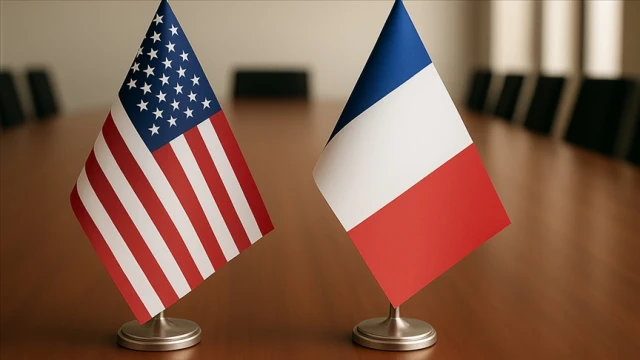 Fransa Dışişleri Bakanlığına çağırılan Kushner, ekibinin gittiğini açıkladı