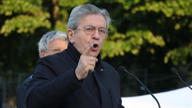 Fransa’da muhalefet, Macron için azil süreci başlatacak