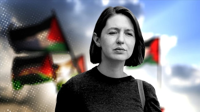 İrlandalı yazar Rooney'e "terör" suçlaması