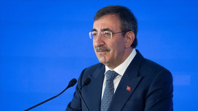 Kalıcı politikaları kararlılıkla sürdürüyoruz
