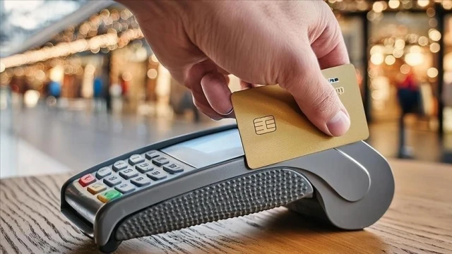 Kartlı ödemeler temmuzda rekor kırdı