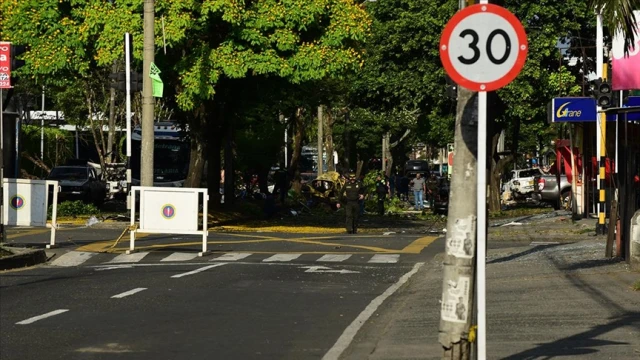 Kolombiya'da askeri hava üssü yakınlarına bombalı saldırı