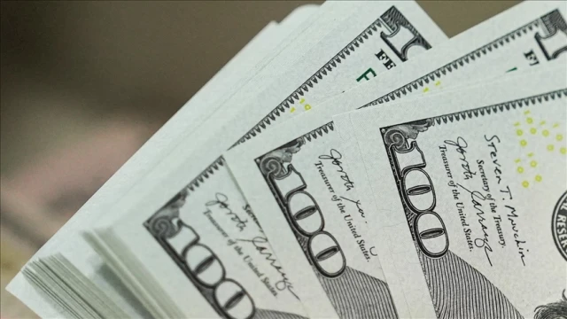 Konser biletlerinden 5,7 milyon $ kârla suçlanıyorlar