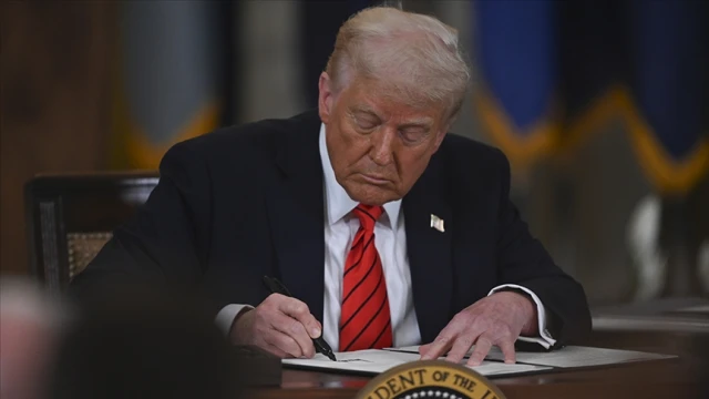 Trump, karşılıklı tarifelerin yürürlüğe girdiğini duyurdu