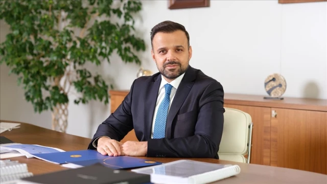Turkcell'in net karı 4,2 milyar lira oldu