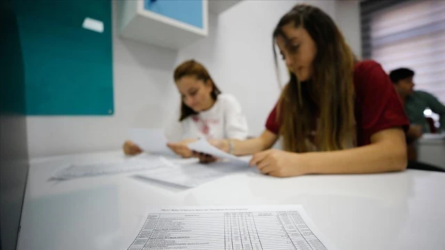 YKS'de ilk 1000'in tercihi tıp, mühendislik bölümleri oldu