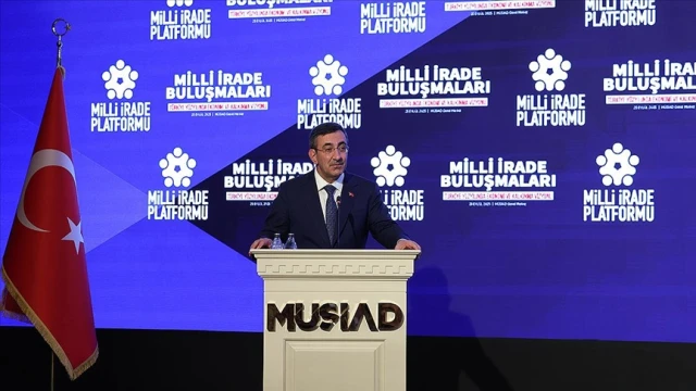 1,5 trilyon doların üzerinde ekonomik büyüklük hedefliyoruz