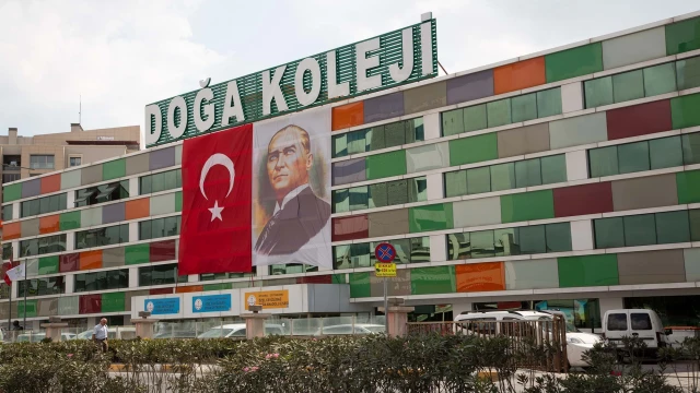 Doğa Kolejine kayyum atandı