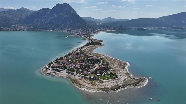 Eğirdir Gölü için imzalar atıldı