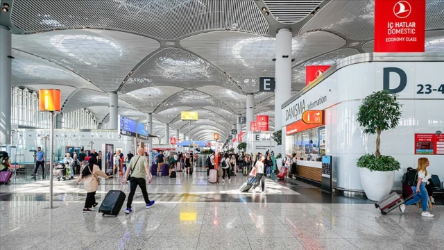 Hava yoluyla 162,6 milyon yolcu seyahat etti
