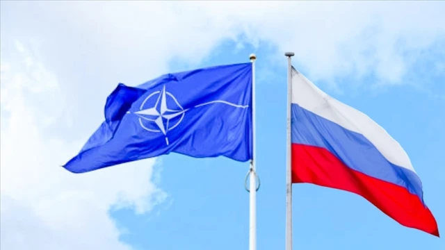 NATO fiilen Rusya ile savaş halinde