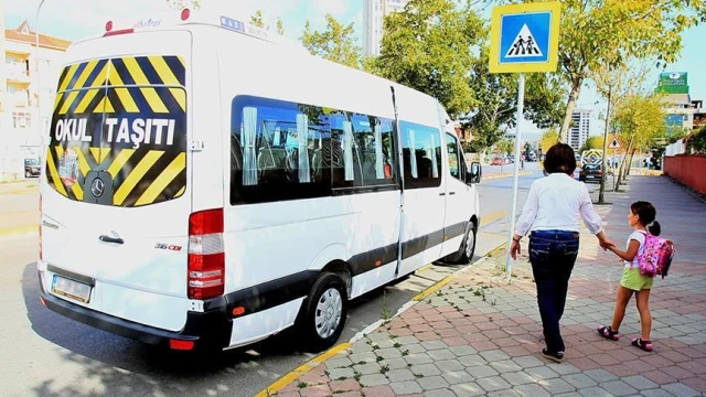 Okul servislerinde "korsan taşımacılık" uyarısı