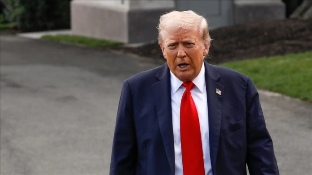 Trump, uyuşturucu yüklü botu vurduklarını açıkladı