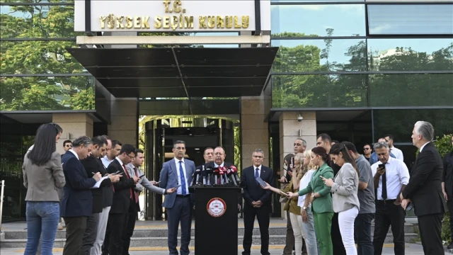 YSK, CHP'nin "kongre" ve "İstanbul il yönetimi" karara bağladı