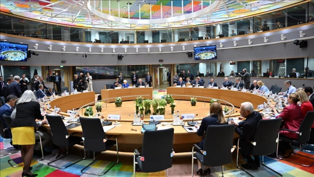 AB Liderler Zirvesi Brüksel'de başladı