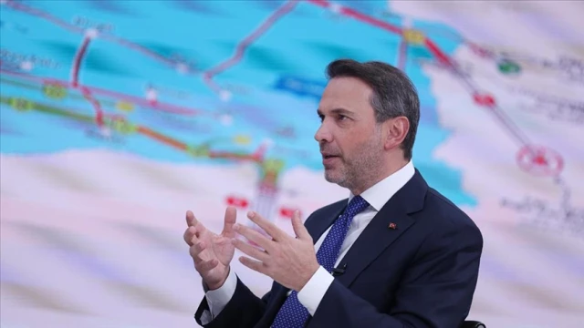 Diyarbakır'da 4 sahada 24 sondaj yapılacağını açıkladı