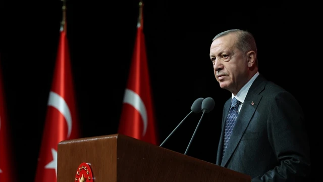 Hamas-İsrail görüşmelerinin ateşkesle sonuçlanmasından büyük memnuniyet duyuyorum