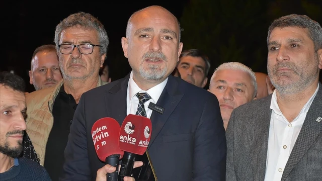 Hopa Belediye Başkanı Cihan, ifade verdi