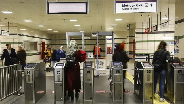 Metrolarda fazla valiz için ilave ücret alınacak 