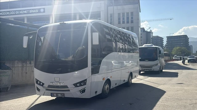 Nilüfer Belediye Başkanı Erdem ile 14 şüpheli tutuklandı