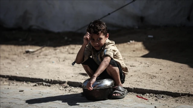 UNICEF, aç uyuyan binlerce çocuğun bulunduğunu bildirdi