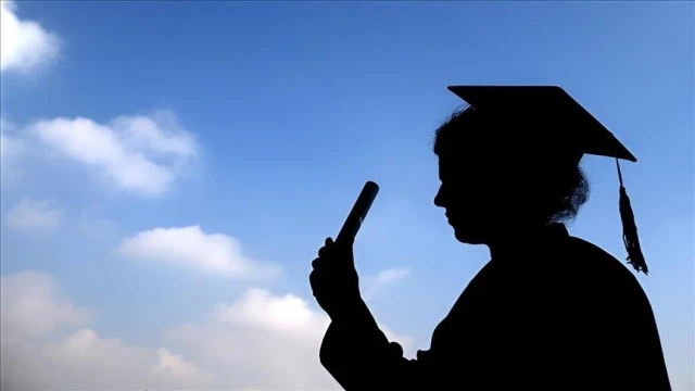 Üniversiteyi 3 yılda bitirmek artık mümkün