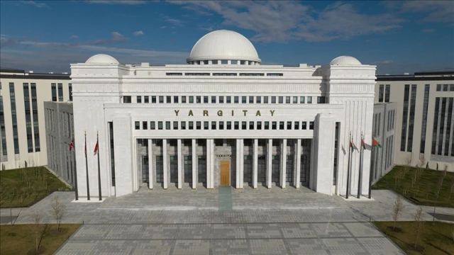 Fotoğrafçının izinsiz fotoğraf göstermesine ceza