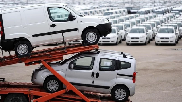 Hafif ticari araç ihracatında yıl bitmeden rekor kırıldı