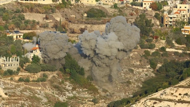 İsrail, Lübnan'ın güneyine "fosfor bombasıyla" saldırı düzenledi