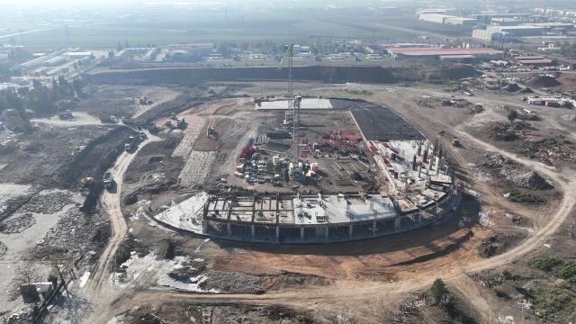 Kahramanmaraş Stadyumu’nda Temelden Tribüne Hızlı Yükseliş