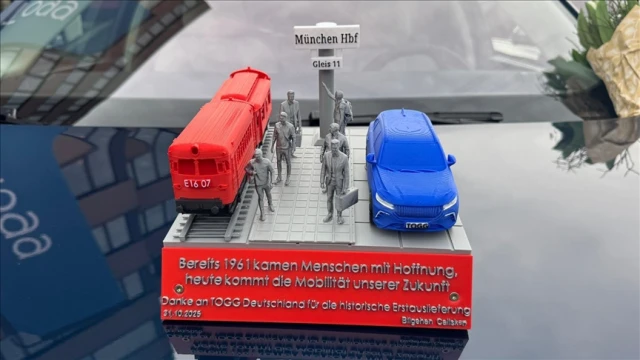 TOGG’un yetkililerine "1961 göç ve geleceğin mobilitesi" sürprizi