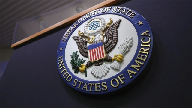 ABD vizesiz girişte sosyal medya geçmişine bakacak