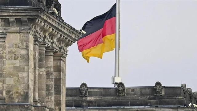 Almanya'da bir camiye saldırı planına ilişkin soruşturma yürütüldüğü ortaya çıktı