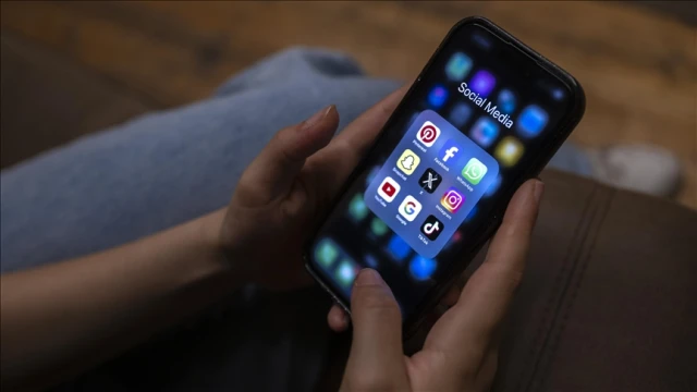 Avustralya sosyal medyaya 16 yaş sınırıyla ilke imza atıyor