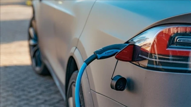 Elektrikli araç otomotiv pazarını şekillendiriyor