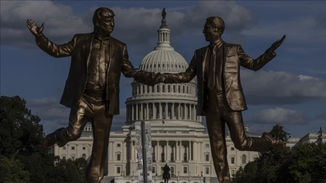 Epstein'in albümünden 19 yeni fotoğraf paylaşıldı