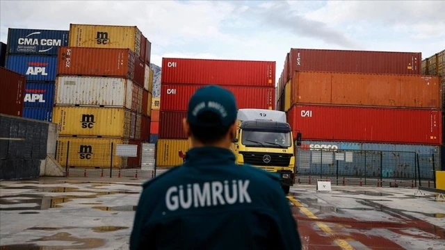 Gümrük işlemlerine yönelik ceza ücretleri belirlendi