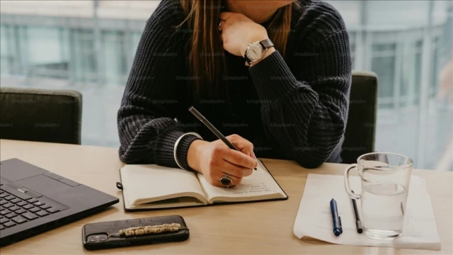 Hazine ve Maliye Bakanlığı 104 uzman yardımcısı alacak