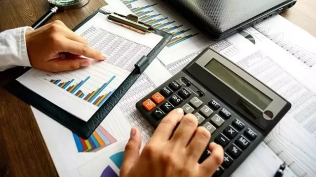 Hizmet üretim endeksi ekimde arttı