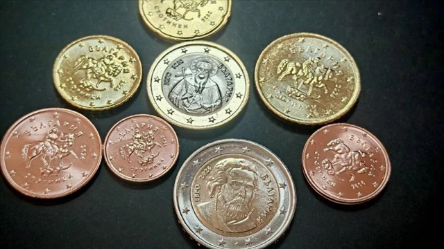 ilk yerel avro örnekleri piyasaya sürüldü