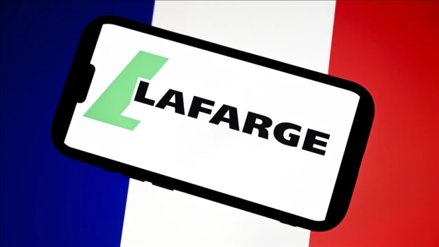 Lafarge'ın eski çalışanı, Suriye'deki çalışanlarının hayatını tehlikeye attığını söyledi