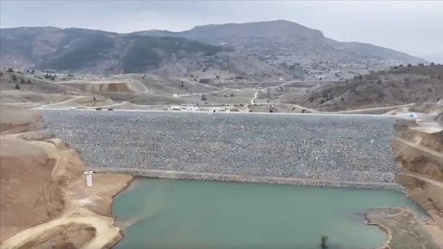 Ünlüpınar Barajı ile Yelpınar Göleti'nde su tutulmaya başlandı