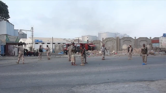 Geçiş Konseyi güçleri Mehra cumhurbaşkanlığı sarayından çekildi