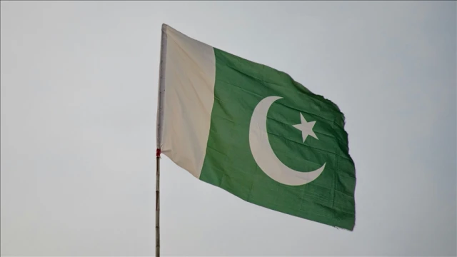 Pakistan'a iklim hedefleri için 566 milyar dolar gerekiyor