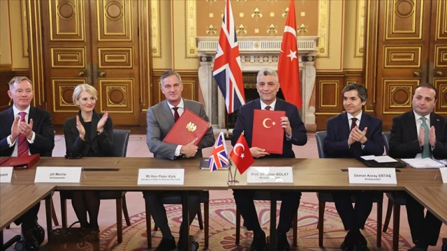 Türkiye ve İngiltere arasında yeni anlaşmalar imzalandı