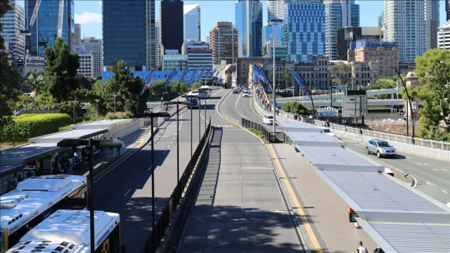 Avustralya'da artan yakıt maliyetleri nedeniyle toplu taşıma hizmetleri ücretsiz olacak
