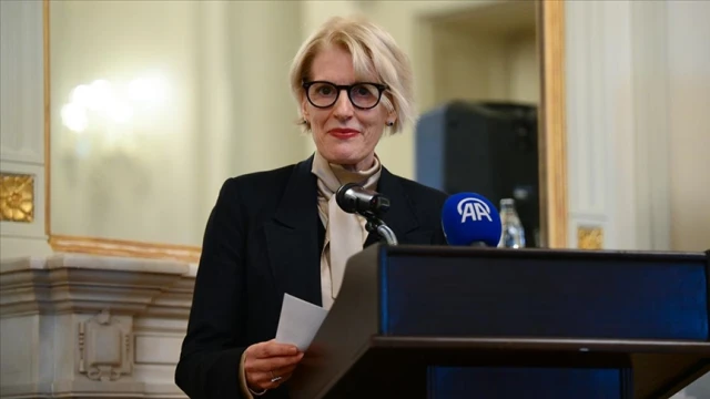 Birleşik Krallık'ta "Ekonomide Kadınlar Paneli" düzenlendi